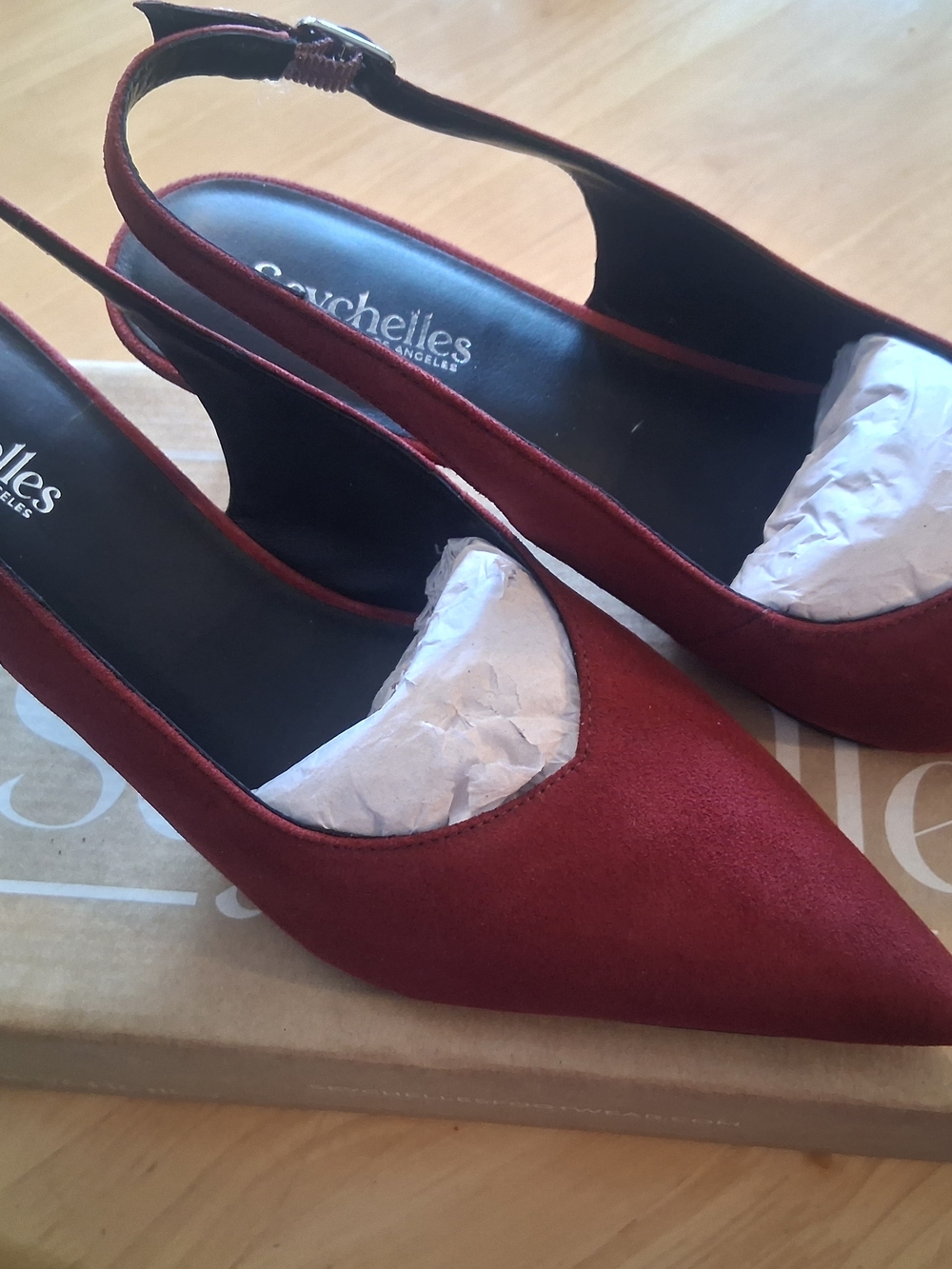 Seychelles Suede Candlelight Red/Burgundy Slingback Pointed Toe Kitten Heel NWB - Picture 4 of 7